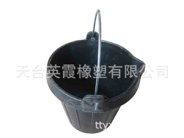 3909 rubber bucket (1)