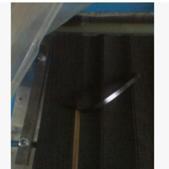 海綿半切,全切自動分條機,可以做到海綿切斷，離型紙不切斷