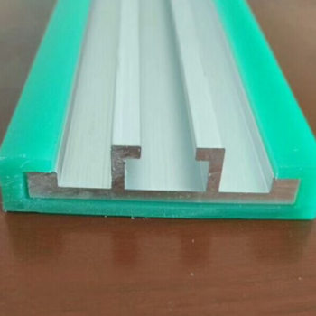 供應(yīng)各型號的尼龍擠出條 塑料耐磨條 高密度聚乙烯導(dǎo)條 廠家直銷