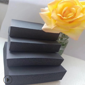 廠家直銷(xiāo)橡塑海綿板 b2級(jí)阻燃橡塑海綿保溫板 定制8mm橡塑保溫板