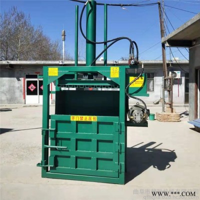 慧聰機(jī)械 定做天然橡膠打包壓縮機(jī) 廢品站壓塊壓縮機(jī) 工業(yè)服裝壓塊機(jī)價(jià)格