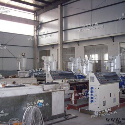 供應**塑料地暖管生產(chǎn)機械 pert管生產(chǎn)線 青島樂力友 pb管擠出機器供應廠家 塑料機械