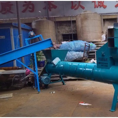 江蘇成常州市瑞隆塑料機(jī)械廠，專(zhuān)營(yíng)飲料瓶脫標(biāo)機(jī)系列產(chǎn)品，歡迎來(lái)電咨詢(xún)洽談！