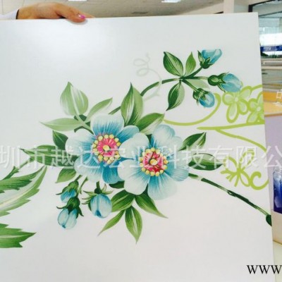 能在木質(zhì)工藝品上印圖案的機器，木板畫UV噴墨機，塑料板打印機