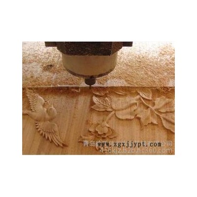 專(zhuān)業(yè)生產(chǎn)各種數(shù)控開(kāi)槽下料加工中心,旗下產(chǎn)品有立式加工中心機(jī),吸塑機(jī)