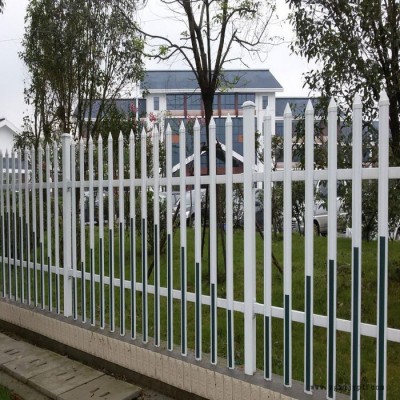 遵義** pvc草坪護欄pvc花圃圍欄pvc小區(qū)護欄質(zhì)量保證