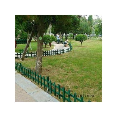pvc草坪圍欄 pvc庭院護(hù)欄 防腐草坪護(hù)欄 草坪圍欄 西安批發(fā)廠家現(xiàn)貨