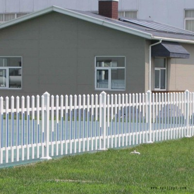 【安平拓俊】 廠家專業(yè)生產(chǎn)定制pvc護(hù)欄，草坪護(hù)欄，小區(qū)別墅圍欄  現(xiàn)貨