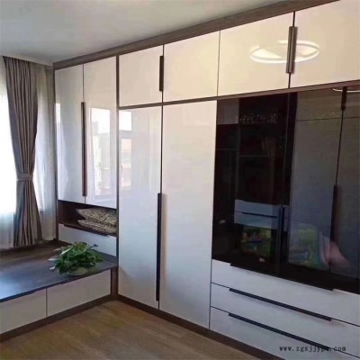 森林羽木業(yè)廠家出售專業(yè)定做pet高光板高光板加工視頻pet高光板報價江蘇三胺紙貼面高光板petg高光板廠  歡迎咨詢