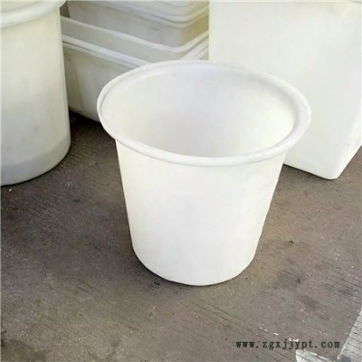 山東濟(jì)寧 20立方錐底pe儲(chǔ)罐 質(zhì)優(yōu)價(jià)廉