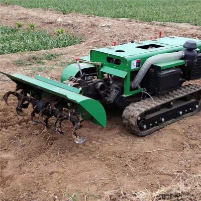 山地丘陵農(nóng)用履帶式開溝機  履帶施肥埋土機  遙控版橡膠履帶施肥機富興
