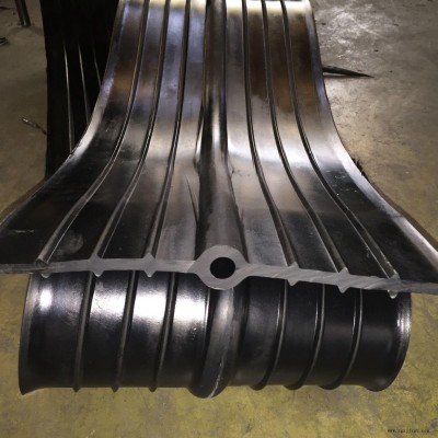 衡水建橋 651型中埋橡膠止水帶300×8  專業(yè)橡膠止水帶生產(chǎn)廠家、橡膠止水帶價(jià)格