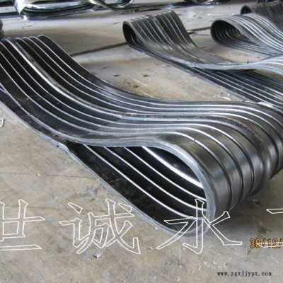 651橡膠止水帶取直平放，避免陽光直射－世誠水工