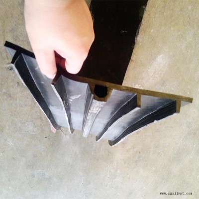 鋼邊式外貼式止水帶 施工縫用背貼式橡膠止水帶 寧德十字橡膠止水帶廠家