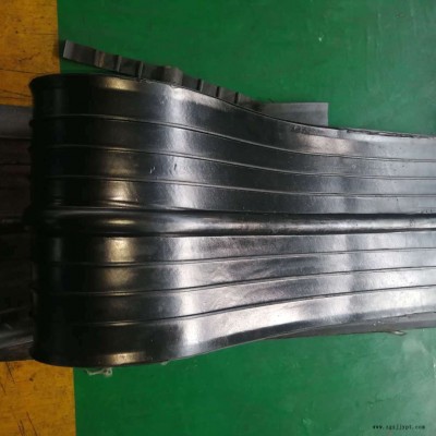 衡水建橋 中埋橡膠止水帶、 651型中埋橡膠止水帶、十五年專業(yè)651型橡膠止水帶生產(chǎn)廠家