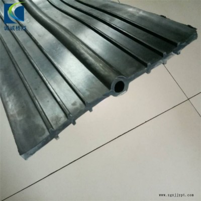 誠(chéng)誠(chéng)生產(chǎn)廠價(jià)錢(qián) 中埋式鋼邊橡膠止水帶 651型止水帶 橡塑止水帶鋪裝工藝