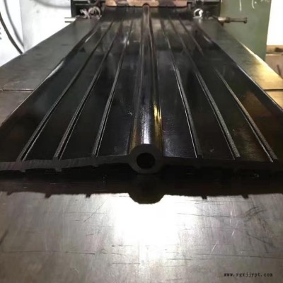 金屬鋼邊橡膠止水帶  651膨脹橡膠止水帶  頂板后澆帶鋼板止水帶  衡廣通更勝一籌