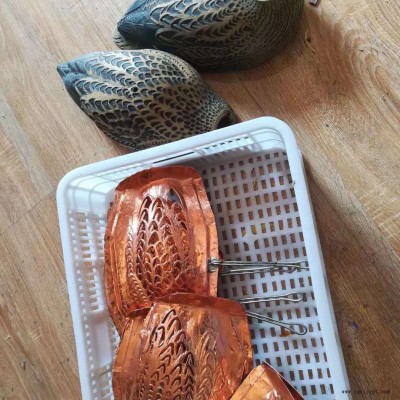 上海噴漆遮蔽罩具，?北京車燈噴漆工裝，天津標(biāo)牌噴漆治具? ，湖北套色噴漆銅模，山東氣動(dòng)噴涂模具，華成遮蔽治具