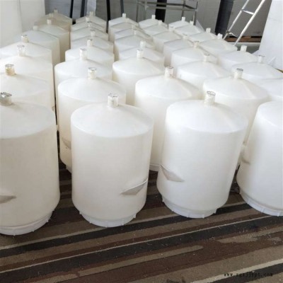 鋼聯(lián)建 塑料容器制品包括塑料桶，塑料水箱，塑料水塔，塑料罐等質(zhì)量保障廠家直銷價(jià)格優(yōu)惠