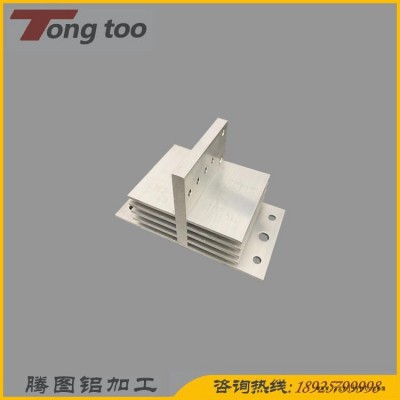 電腦鑼加工汽車鋁型材 CNC外協(xié)機加工  鋁型材機械加工廠 醫(yī)療零配件定制廠家 東莞騰圖鋁制品有限公司