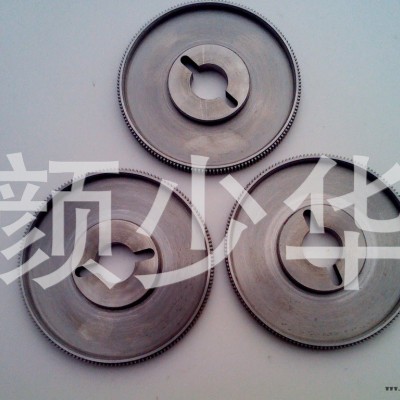 廠家提供安防監(jiān)控設(shè)備配件加工，機(jī)加工零部件安圖定做生產(chǎn)加工，非標(biāo)件異形件精密零部件生產(chǎn)