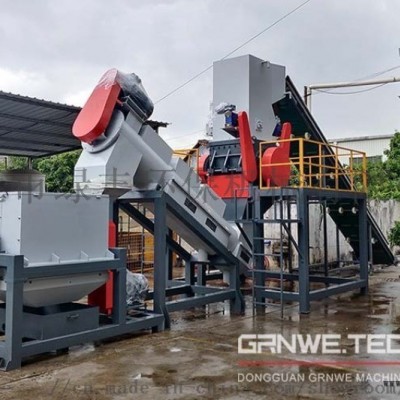 PET聚酯瓶片資源化再利用設備清洗加工設備