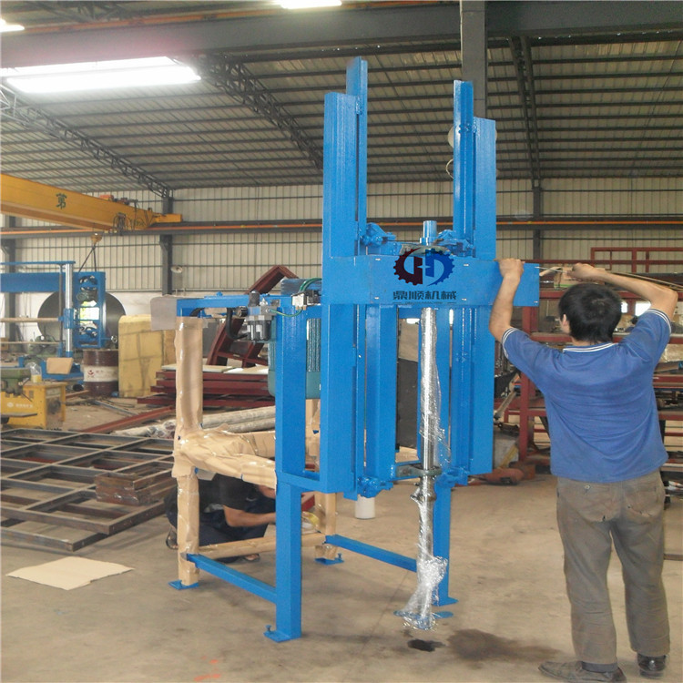 發(fā)泡機(jī)_副本