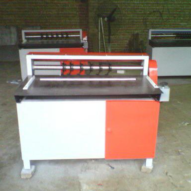 環(huán)京橡膠分條機加工 供應