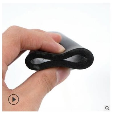 廠家供應(yīng)高密度橡塑管空調(diào)管道橡塑海綿發(fā)泡管阻燃橡塑保溫管定制