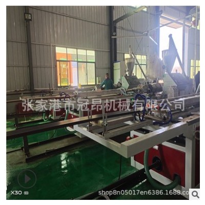 冠昂機(jī)械 木塑實(shí)心空心板材 戶(hù)外公園地板型材擠出設(shè)備 木塑擠出