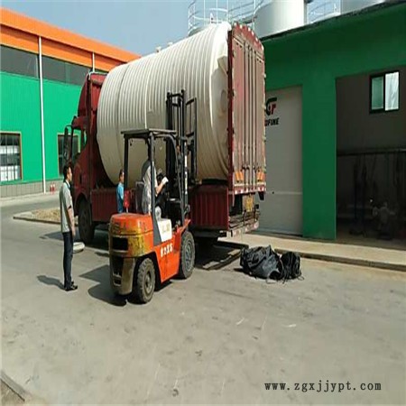 江蘇無錫 5噸塑膠大桶 現(xiàn)貨銷售