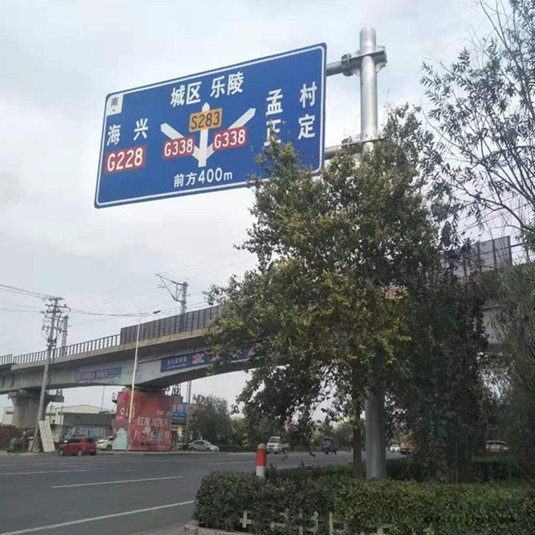 指示牌標識牌 市政標志桿 祥路實體商家 熱鍍鋅桿件