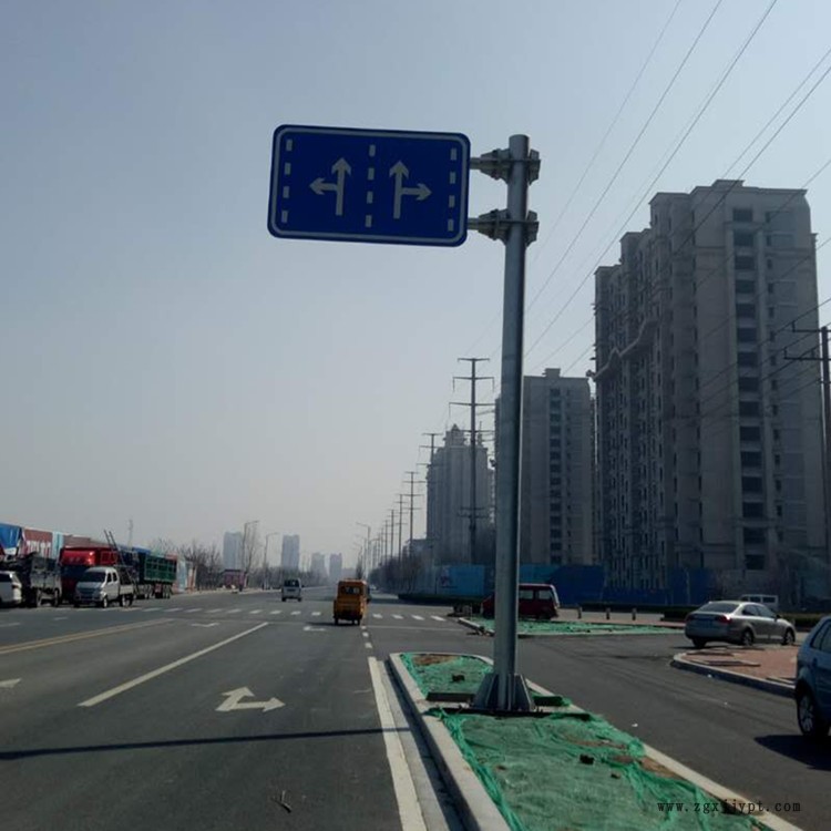 鋼管桿 戶外監(jiān)控桿 公益牌 祥路質(zhì)量可靠