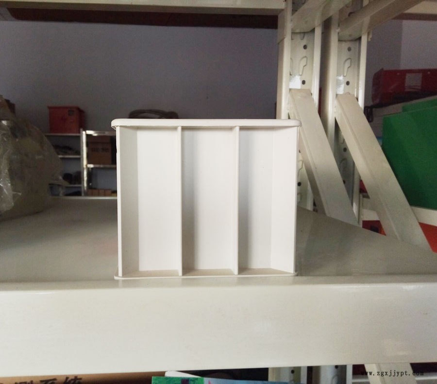 廠家銷售各種塑料試?；炷猎嚹８鞣N塑料試模混凝土試模水泥試模示例圖3