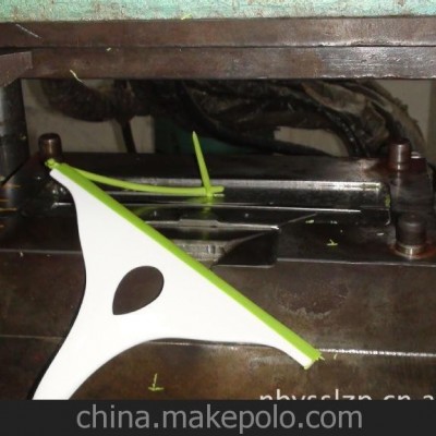 承接塑料制品加工制作，帶自開模具