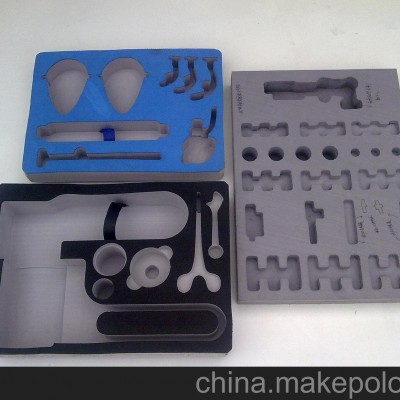 鋁箱鋁合金箱定做各種箱包內(nèi)襯造型定制河北勝達鋁箱廠