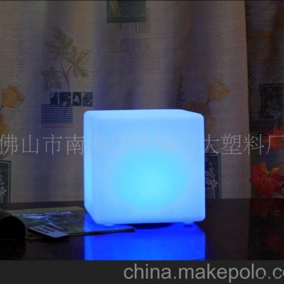 加工定制發(fā)光燈箱座椅，LED休閑座椅，滾塑加工成型(圖)