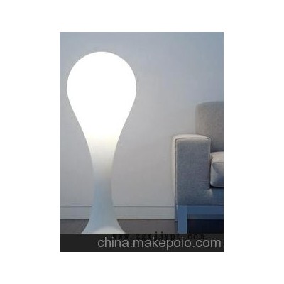 滾塑加工各規(guī)格出口燈罩、水滴塑料燈罩、方形燈罩