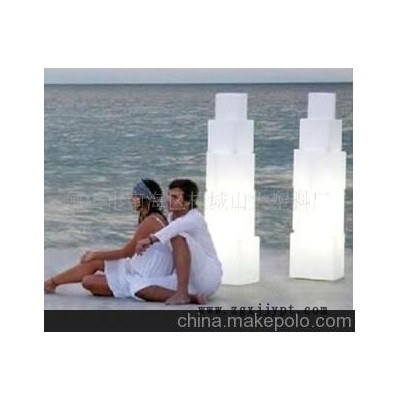LED發(fā)光家具，戶外發(fā)光燈箱，專業(yè)滾塑加工