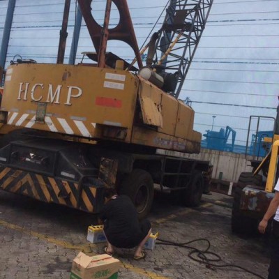 供應(yīng)二手哈工QLY25輪胎吊哈爾濱輪胎起重機