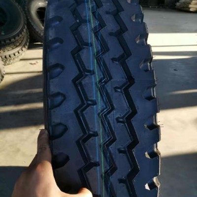 750R16鋼絲胎 700R16輪胎 650R16全鋼絲輪胎 貨車(chē)輪胎 前四后八輪輪胎 鋼絲輪胎