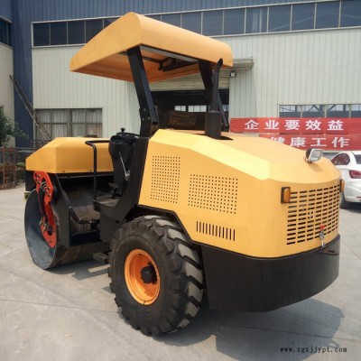 山東金鄉(xiāng)恒泰   HTYL-4T 常柴水冷 質量保證 常柴水冷壓路機 輪胎式小型四噸壓路機 廠家批發(fā)供應 質保一年