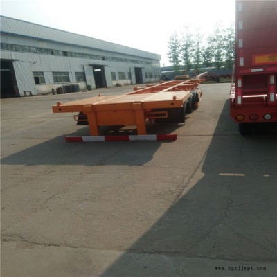 新聞 輪胎外露式挖掘機(jī)半掛車(chē) 液壓爬梯低平板半掛車(chē) 60噸低平板拖掛車(chē) 80噸拖板車(chē)廠家