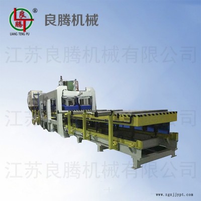 【良騰機(jī)械】 【廠家直銷】【全自動10工位汽車地墊發(fā)泡自動澆注生產(chǎn)線】 發(fā)泡機(jī)