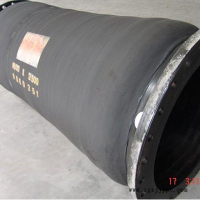 供應(yīng)河北衡水景縣**挖泥船專(zhuān)用法蘭式疏浚膠管， 吸沙排泥抽水專(zhuān)用橡膠管廠家  、抽沙膠管、 吸沙膠管