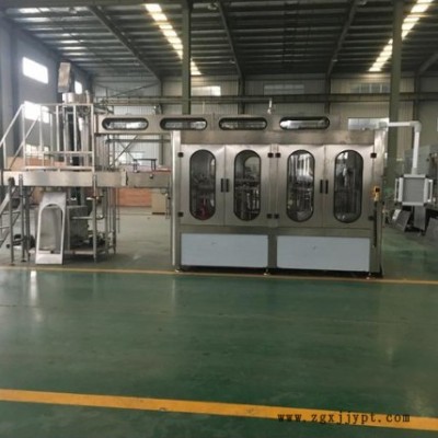 PET全自動瓶裝山泉水灌裝機