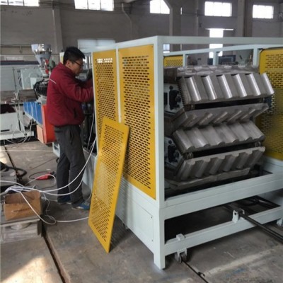 青島威爾塑機(jī)-asa合成樹脂瓦設(shè)備價(jià)格-河北asa合成樹脂瓦