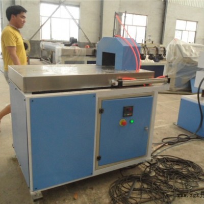 澳銳塑機(jī)(圖)-PVC塑料型材生產(chǎn)線-塑料型材生產(chǎn)線