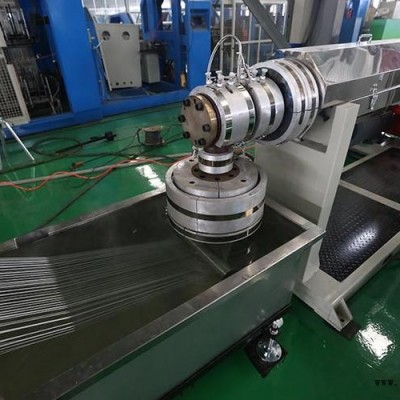 塑料拉絲機(jī)多少錢一臺(tái)-塑料拉絲機(jī)-華利德塑機(jī)(查看)