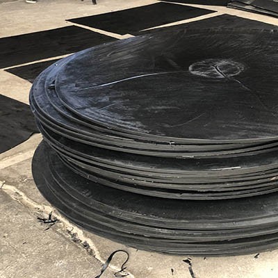 汽車橡膠減震墊加工-順達(dá)橡塑(在線咨詢)-汽車橡膠減震墊